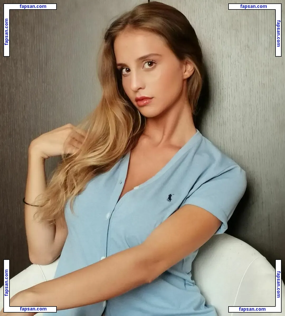 Maria Arreghini nude photo #0382 from OnlyFans