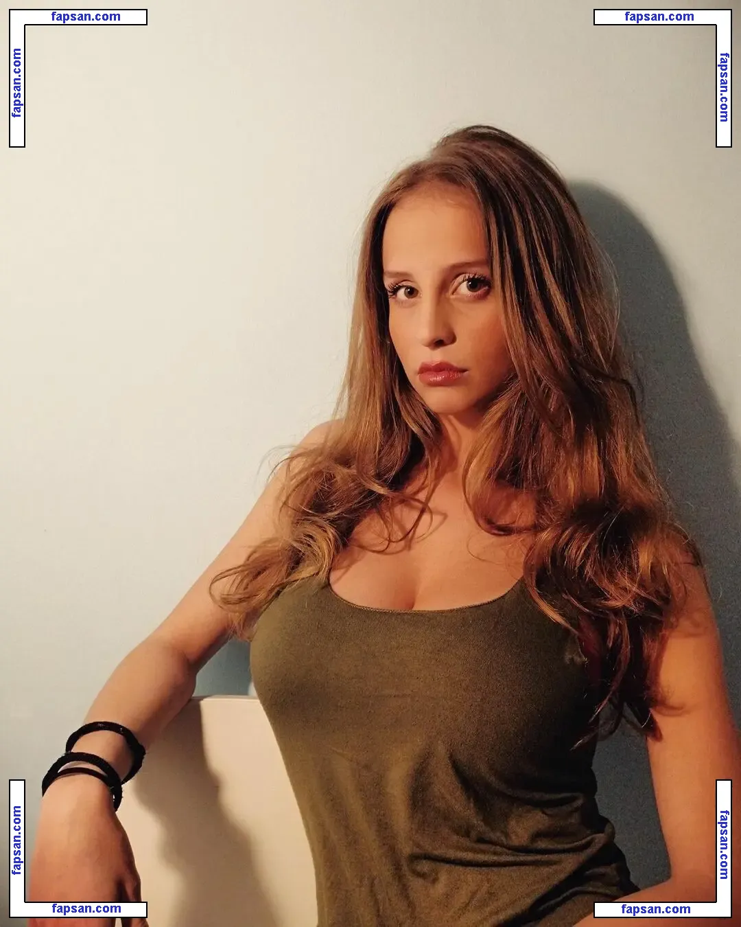 Maria Arreghini nude photo #0402 from OnlyFans