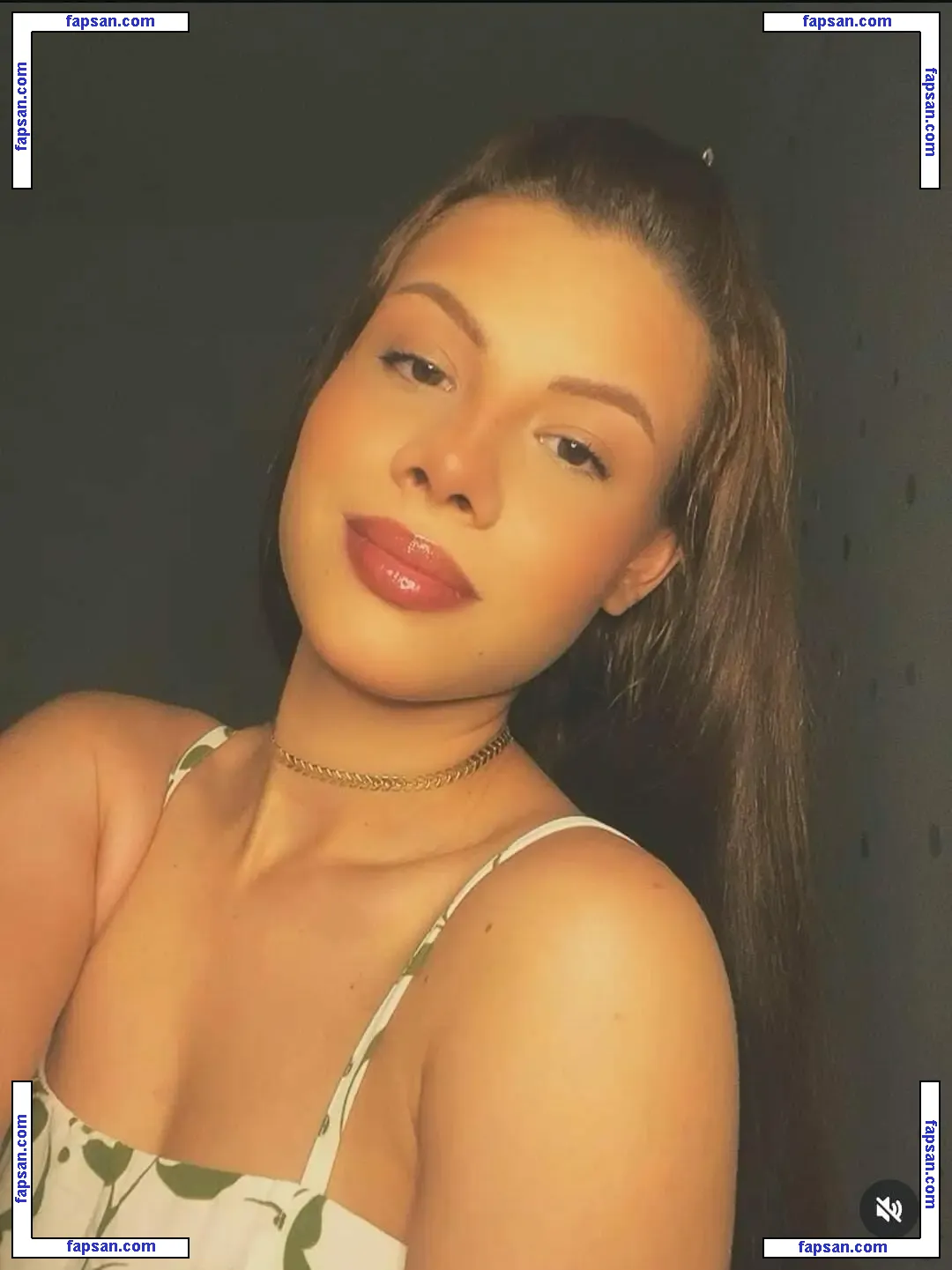 Maria Carolina nude photo #0021 from OnlyFans