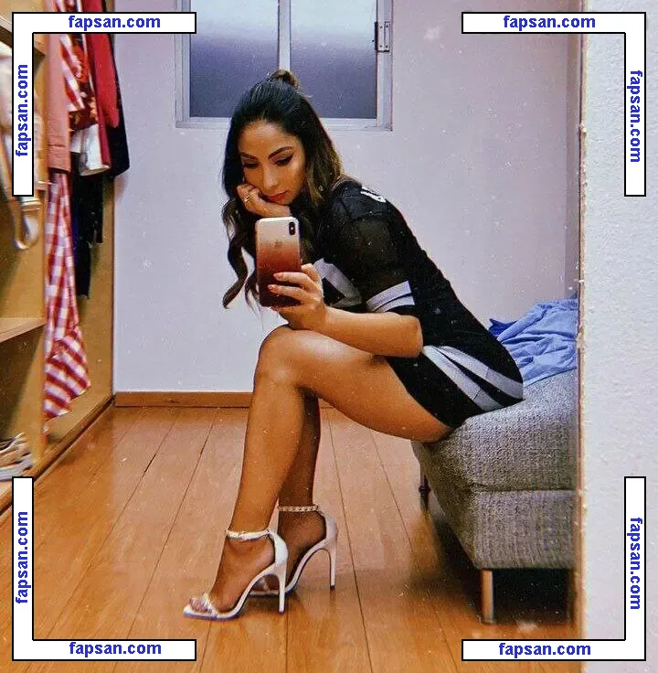 Maria Chacon голая фото #0005 с Онлифанс