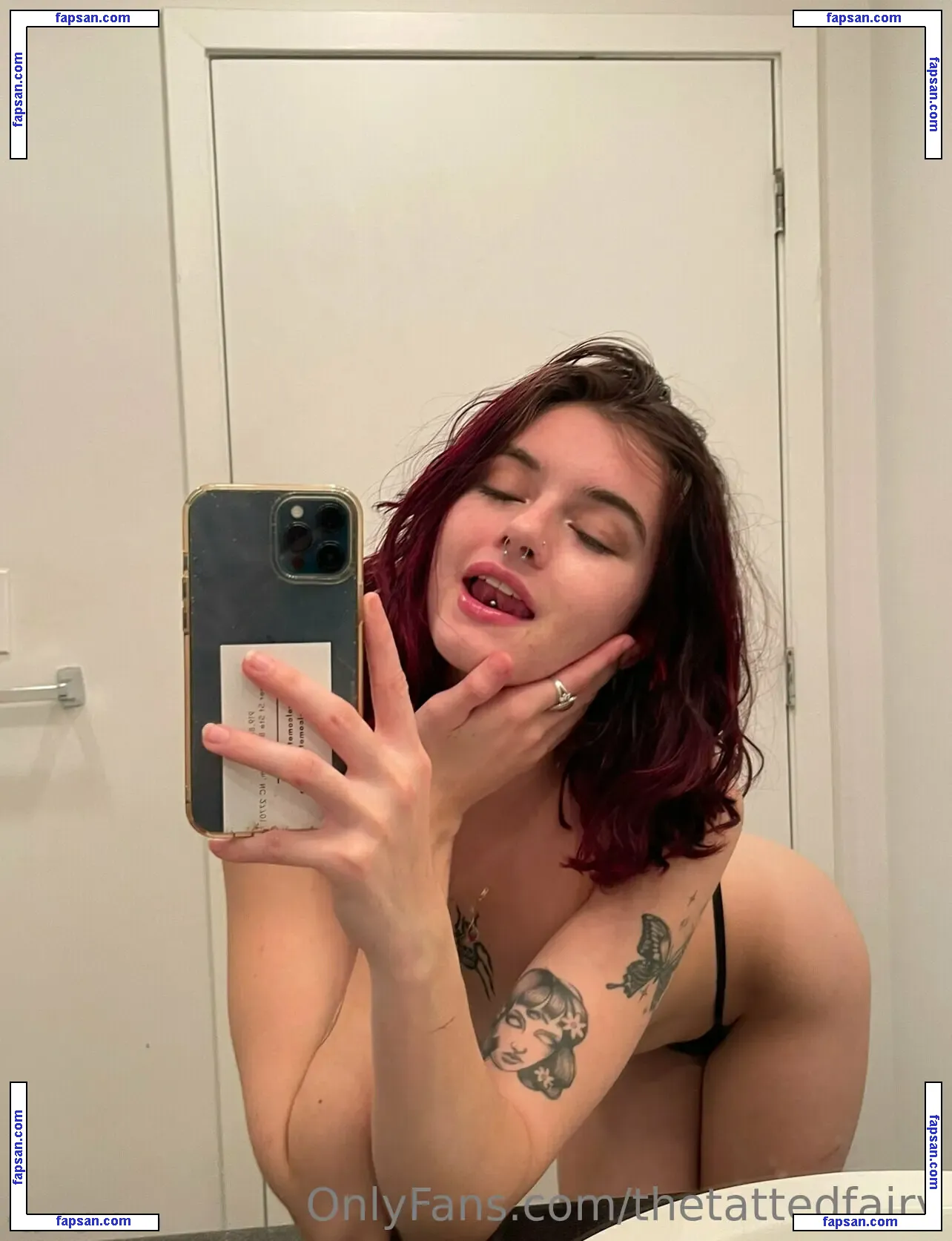 Maria Decomo nude photo #0004 from OnlyFans