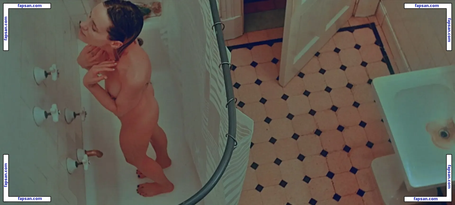 Maria Eugênia nude photo #0002 from OnlyFans