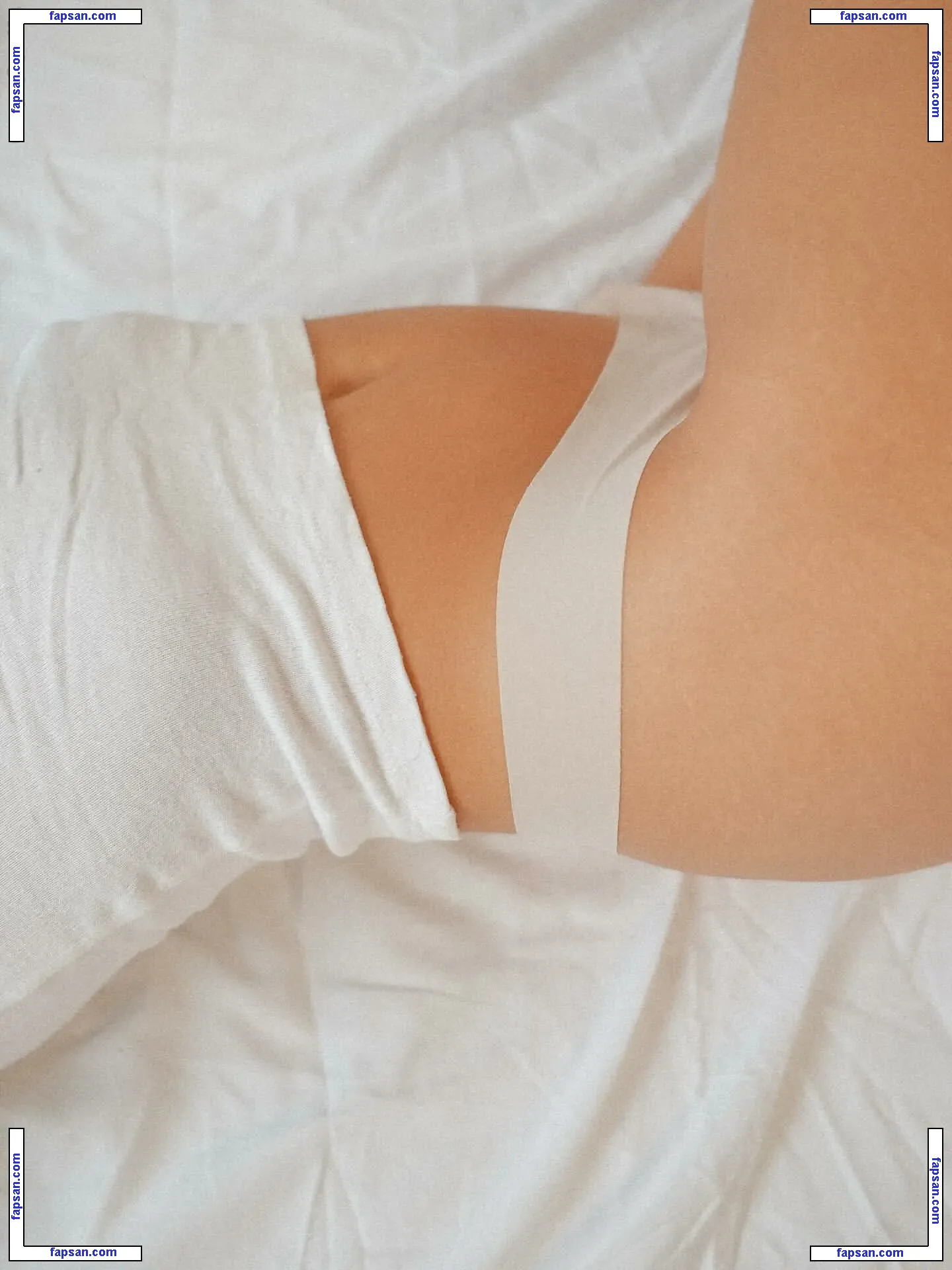 Maria Ines голая фото #0004 с Онлифанс