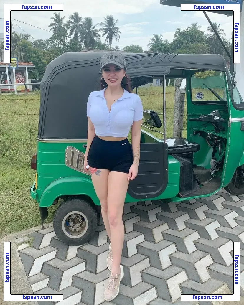 Maria Kooks nude photo #0038 from OnlyFans