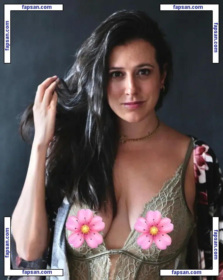 María Secas голая фото #0005 с Онлифанс