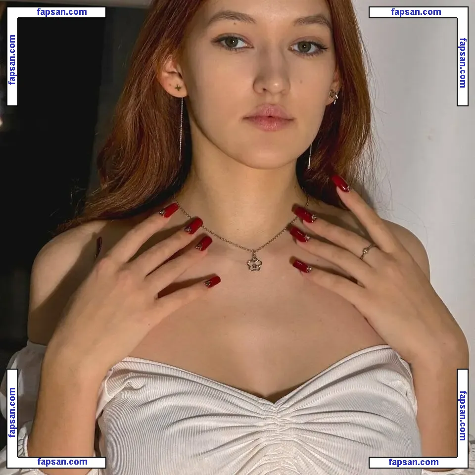 Maria Woods nude photo #0008 from OnlyFans