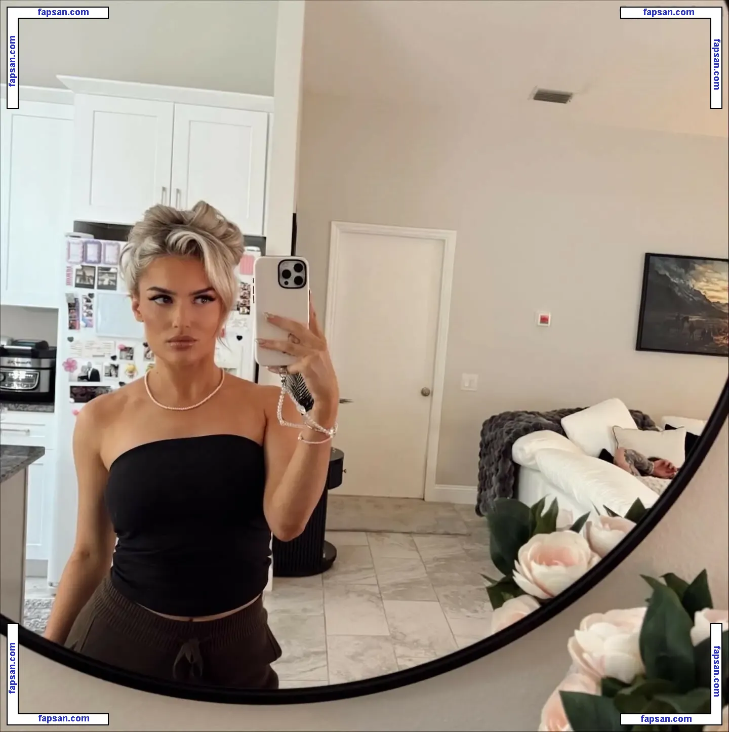 Mariah May голая фото #0556 с Онлифанс