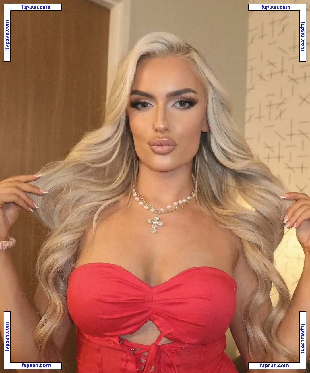 Mariah May nude photo #0561 from OnlyFans