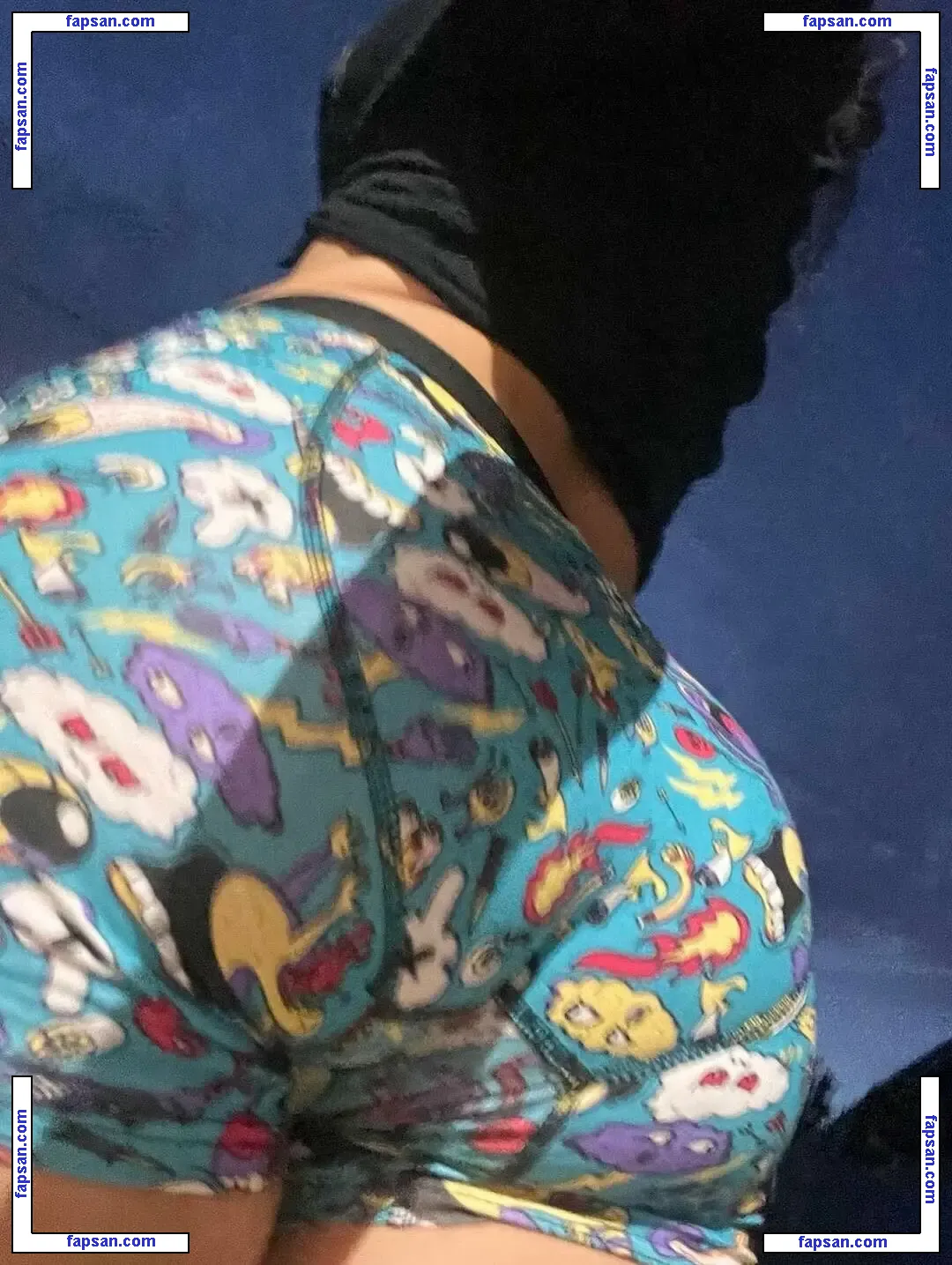 mariahbutnotthascientist голая фото #0003 с Онлифанс