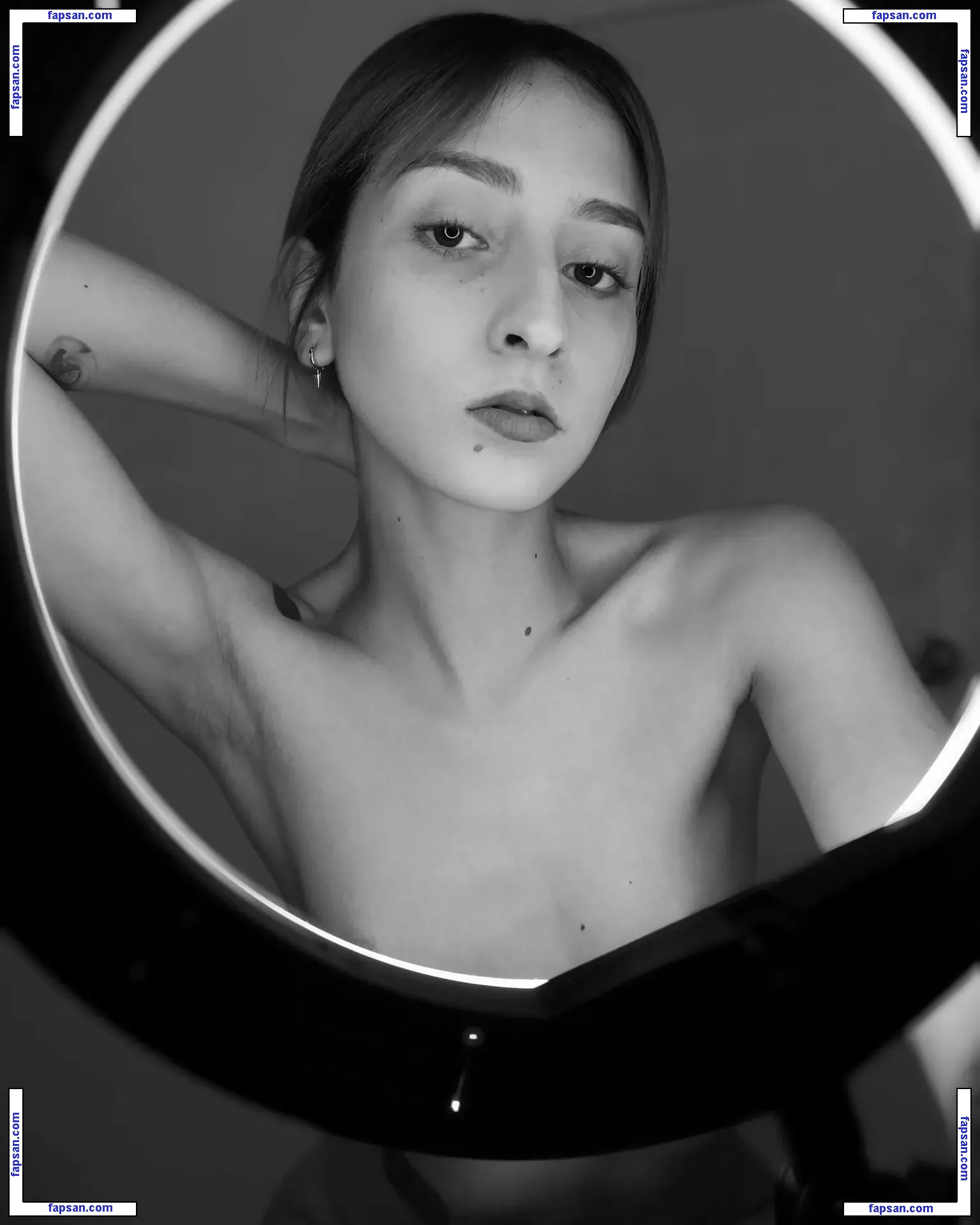 Mariali69 nude photo #0016 from OnlyFans