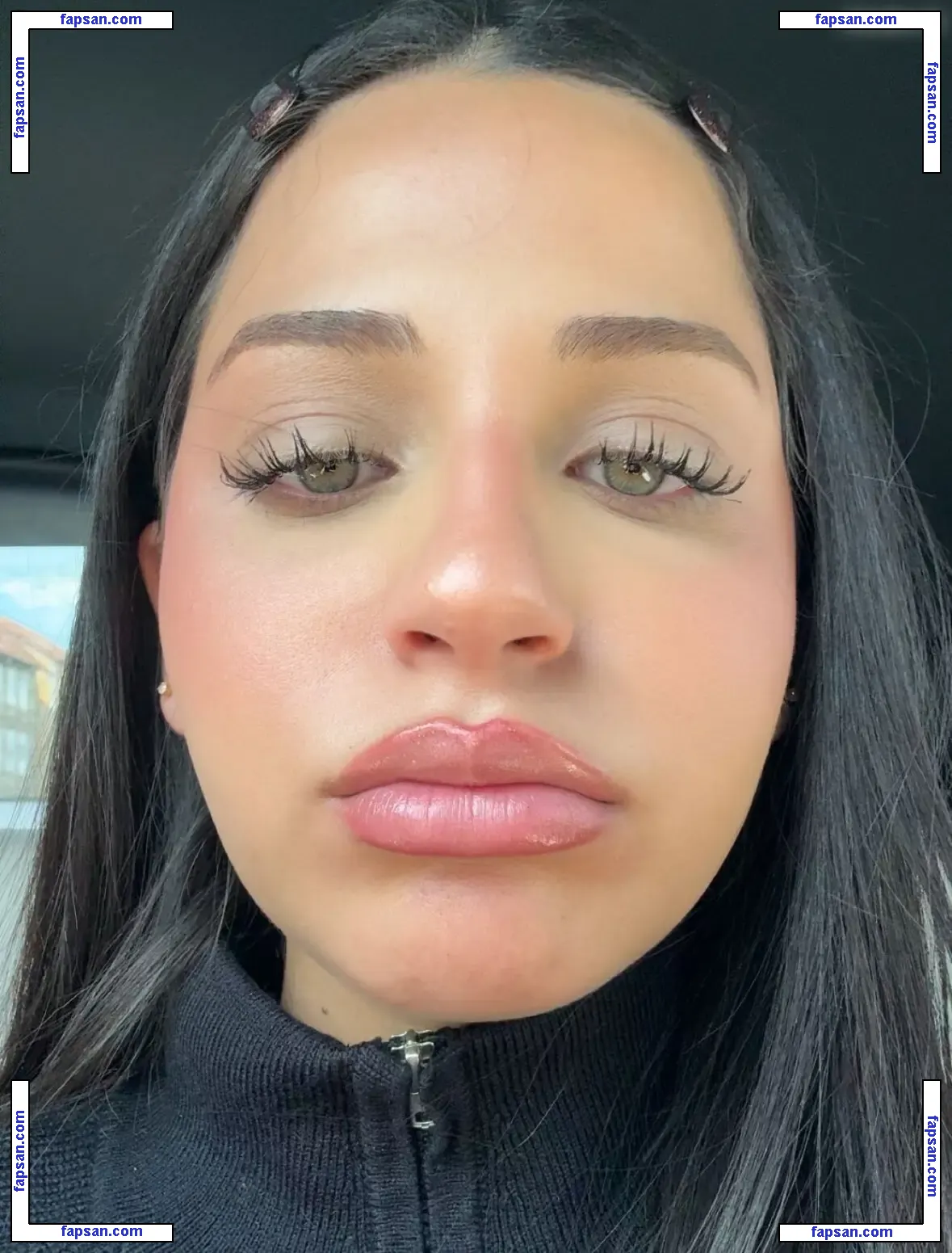 Mariamalkk nude photo #0010 from OnlyFans
