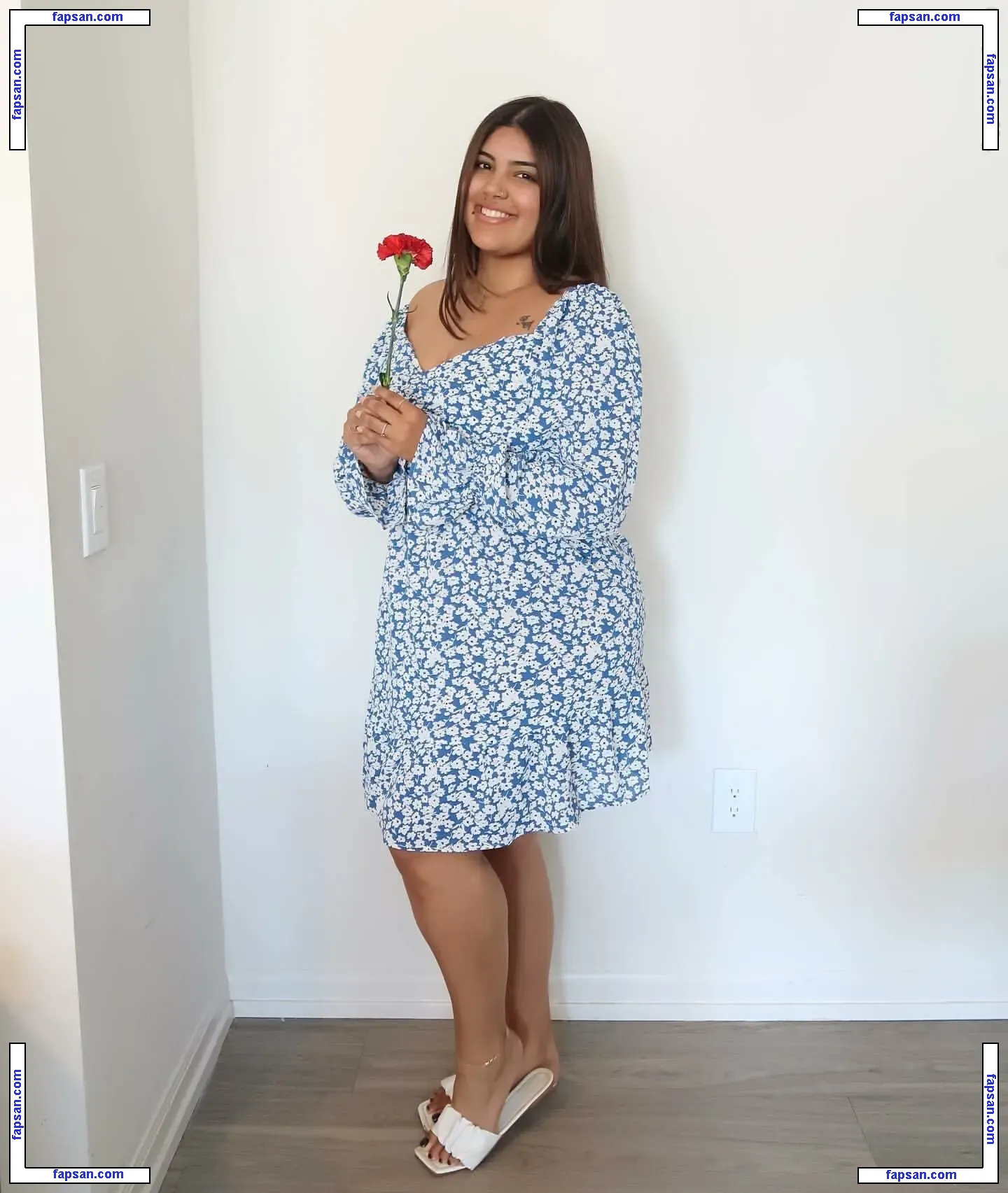 Marian Tatte nude photo #0030 from OnlyFans