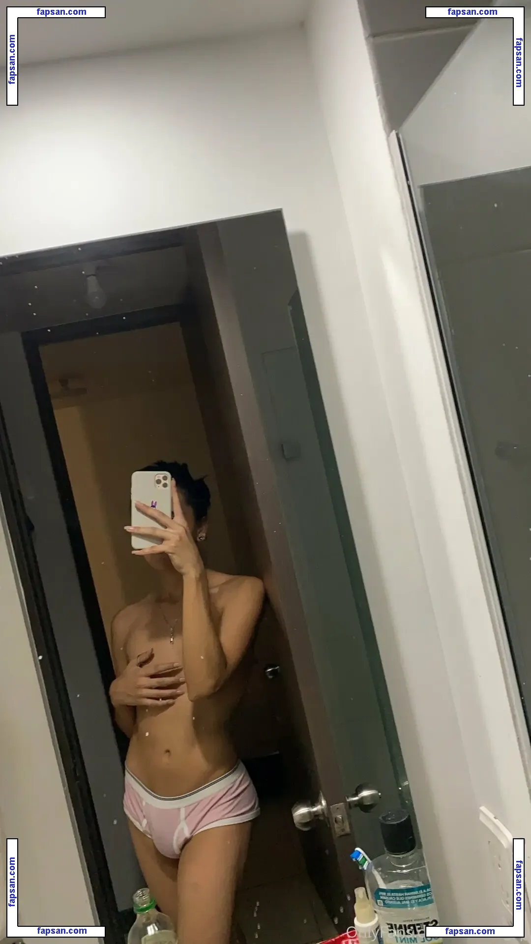 Mariana Jaramillo nude photo #0003 from OnlyFans