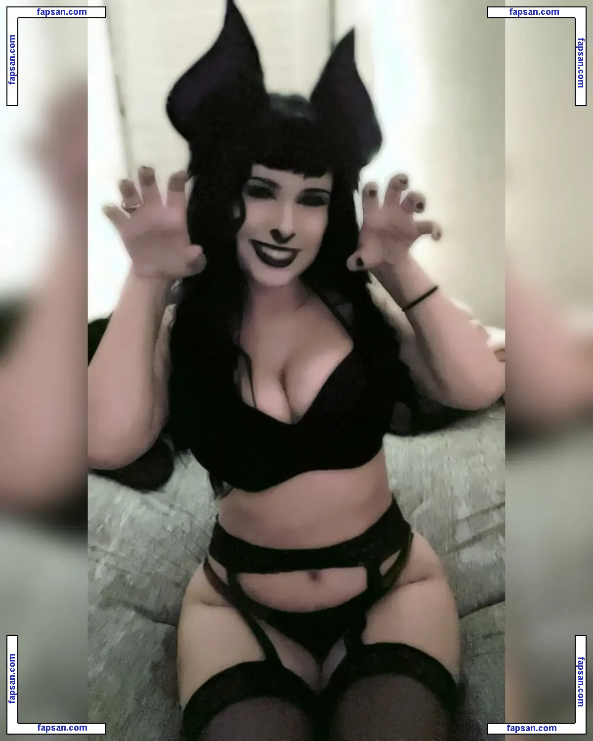 mariana_labruja nude photo #0042 from OnlyFans