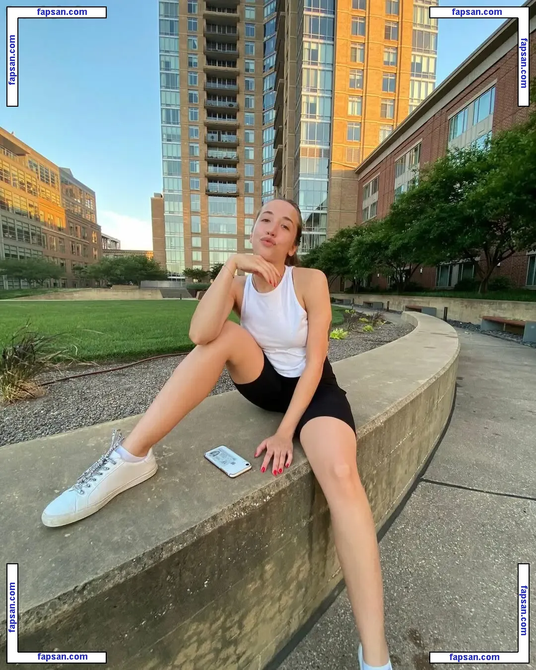 Mariana Morera Vivas nude photo #0035 from OnlyFans