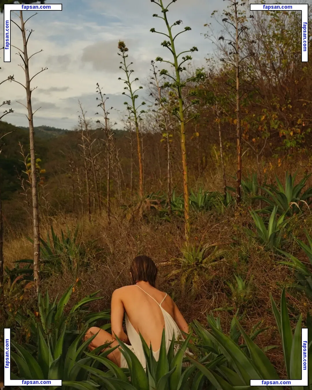 Mariana Ximenes nude photo #0205 from OnlyFans