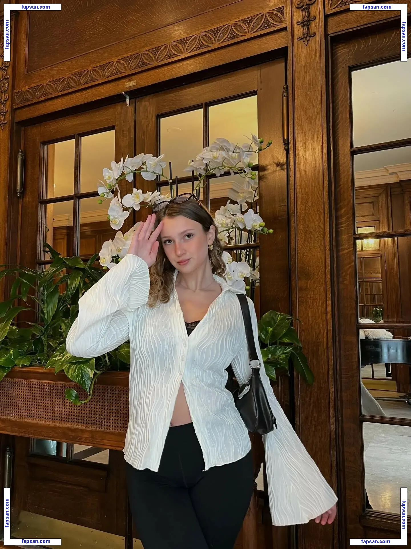 Marianne Filiatrault голая фото #0043 с Онлифанс