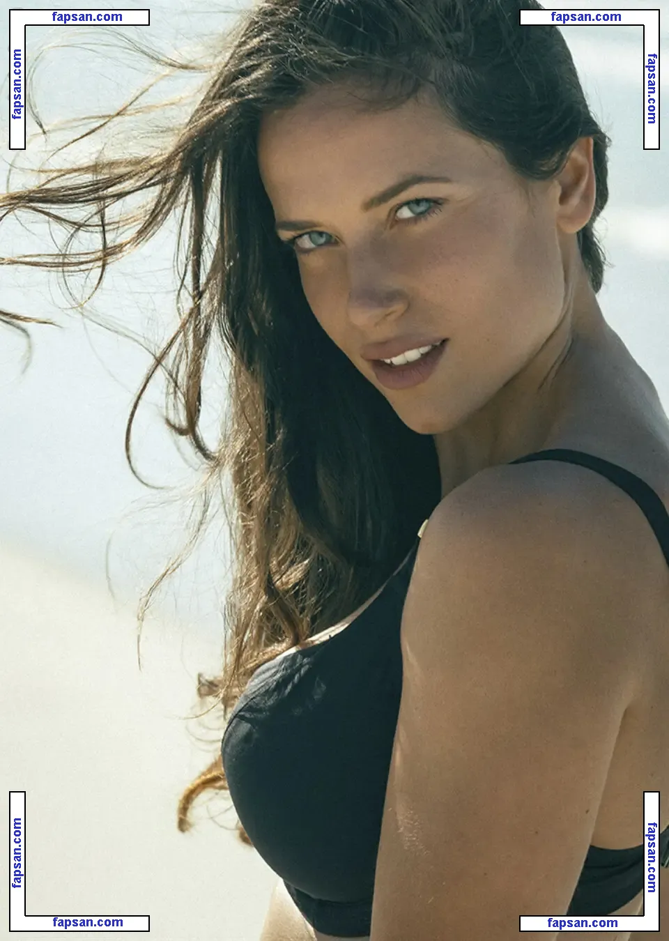 Mariaruiz nude photo #0011 from OnlyFans