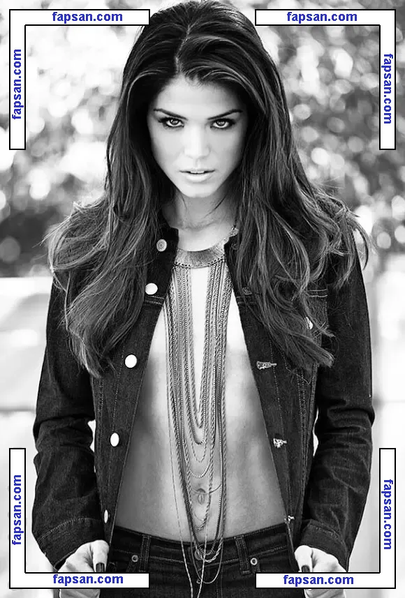 Marie Avgeropoulos голая фото #0035 с Онлифанс