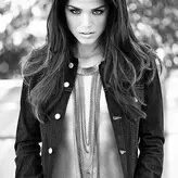 Marie Avgeropoulos голая #0035