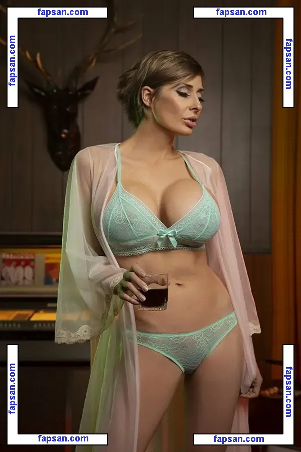 Marie Claude Bourbonnais nude photo #0300 from OnlyFans