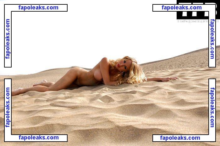 Marie Plosjoe nude photo #0006 from OnlyFans