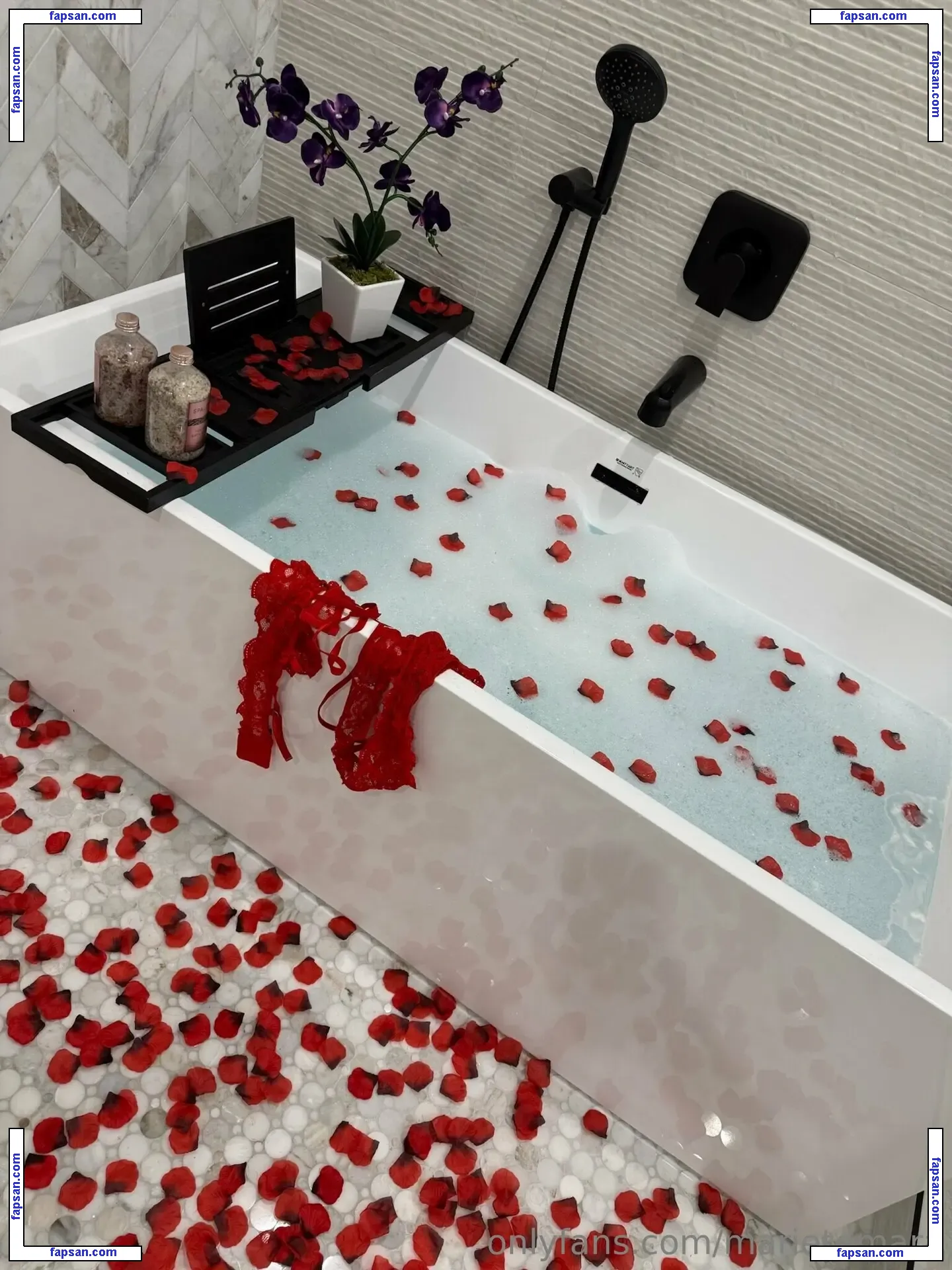 Marie Temara nude photo #0206 from OnlyFans