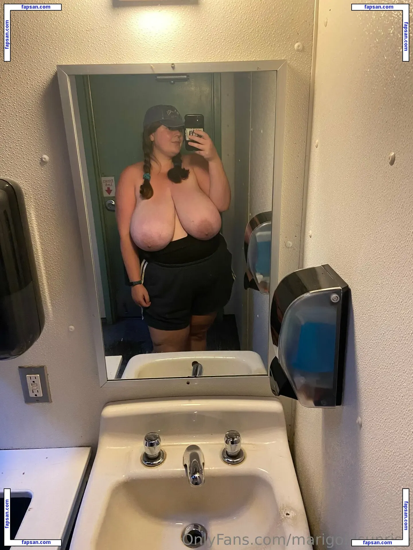 marigoldsunrise nude photo #0005 from OnlyFans