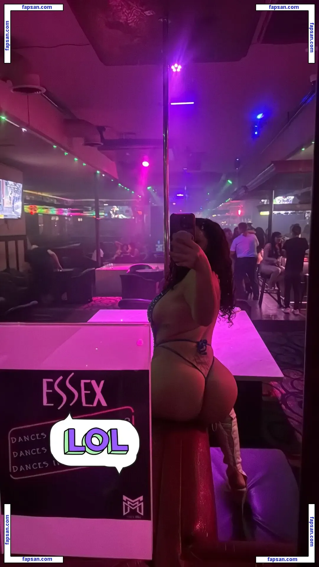 _mariibugattii nude photo #0003 from OnlyFans