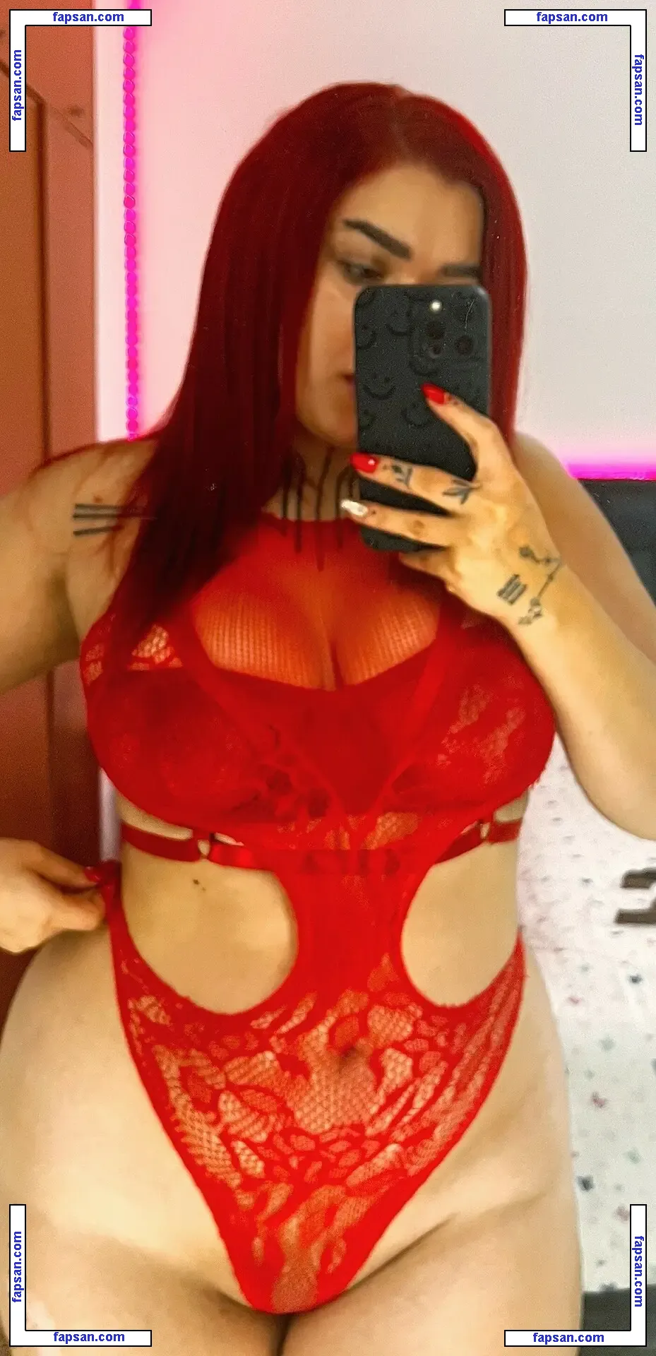 Mariii.Fern / Mariiifern_ofic nude photo #0002 from OnlyFans