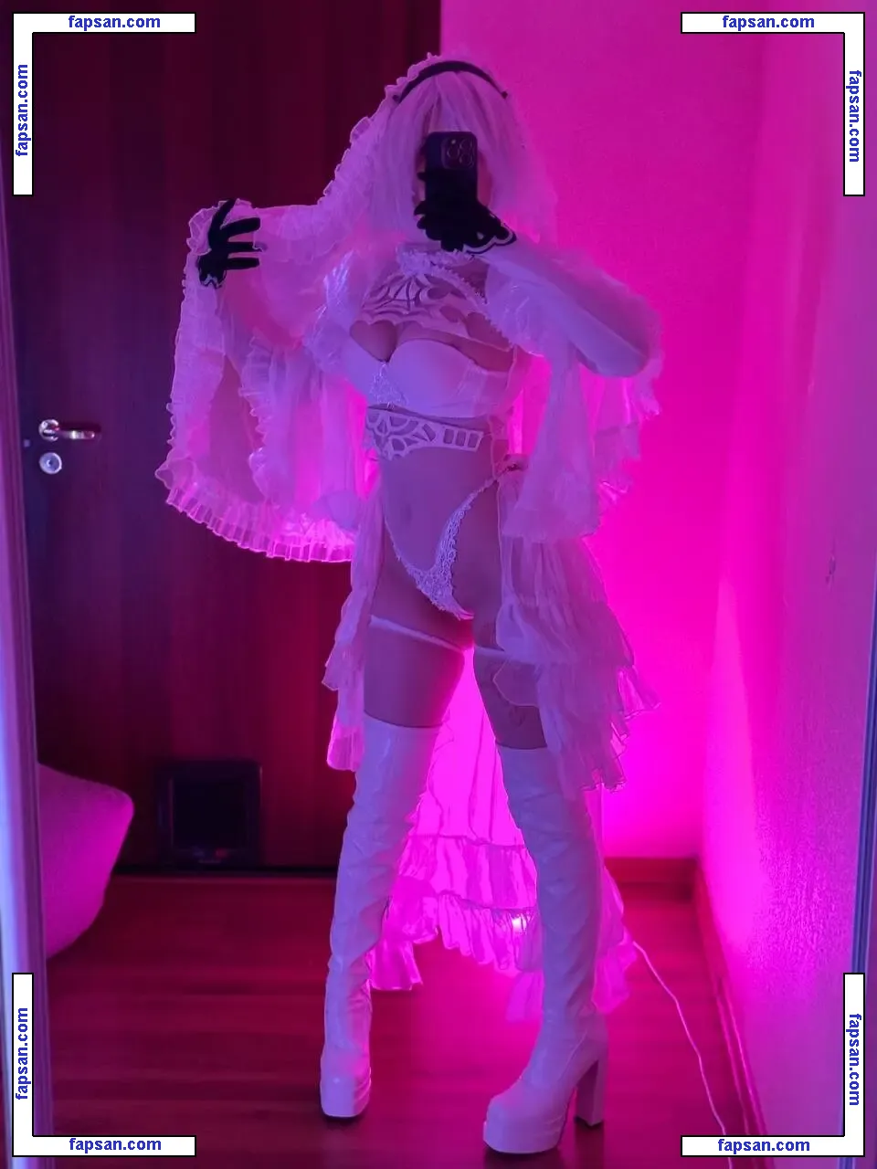 _mariko_ nude photo #0002 from OnlyFans