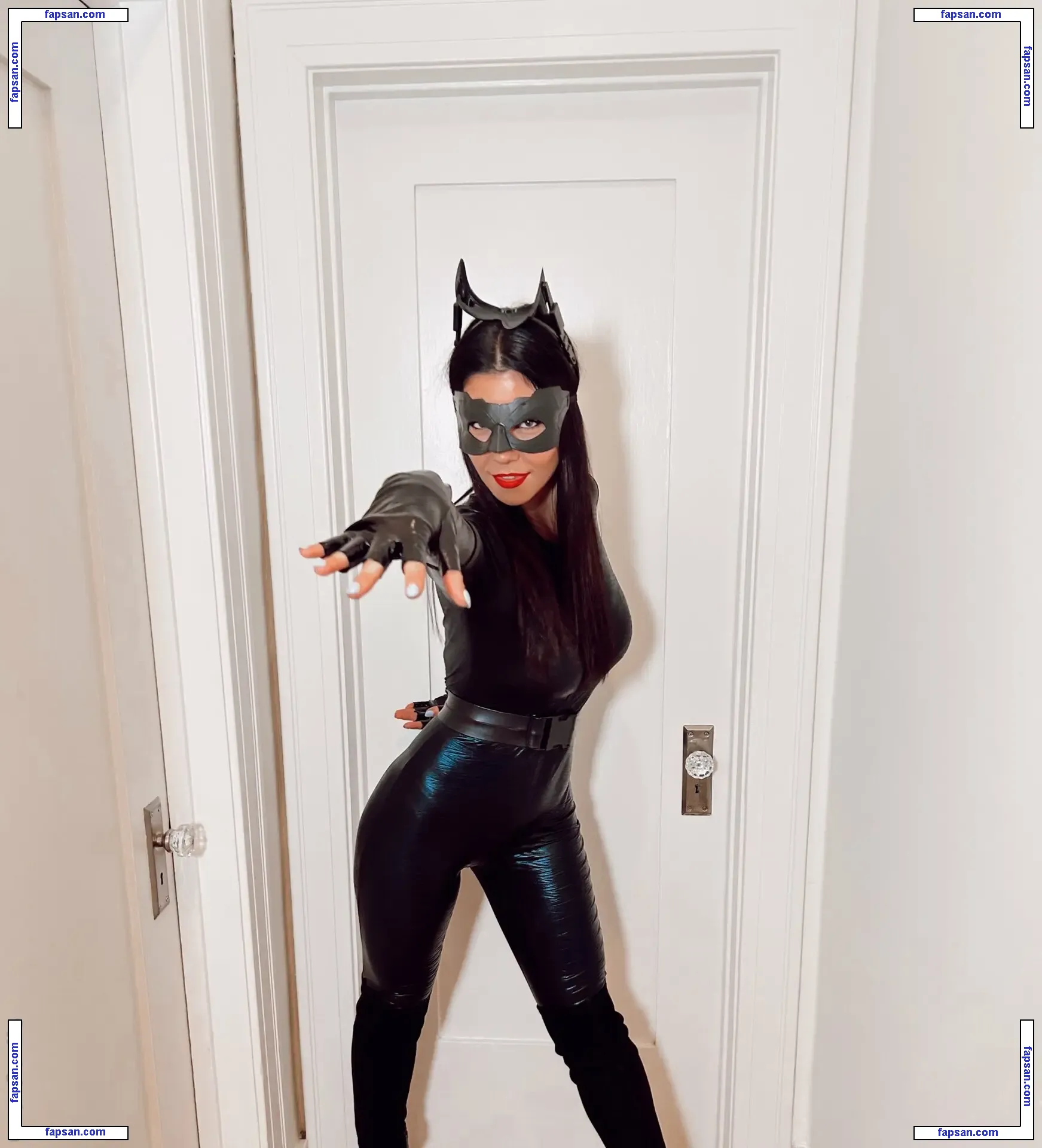 Marina Diamandis nude photo #0020 from OnlyFans