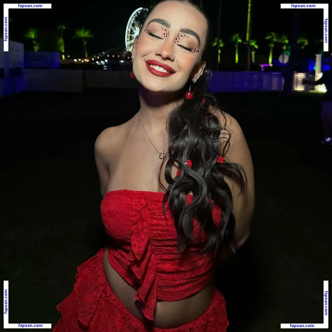 Marina Rivers nude photo #0025 from OnlyFans
