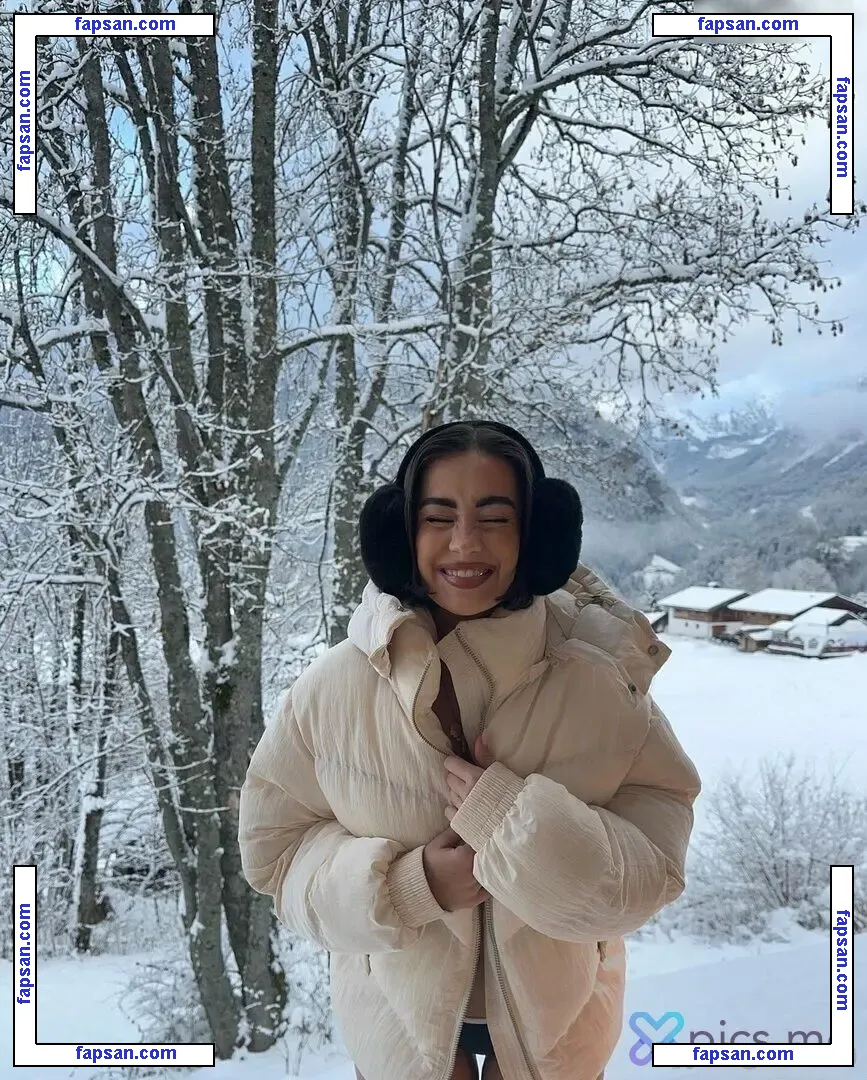 Marina Rivers nude photo #0039 from OnlyFans