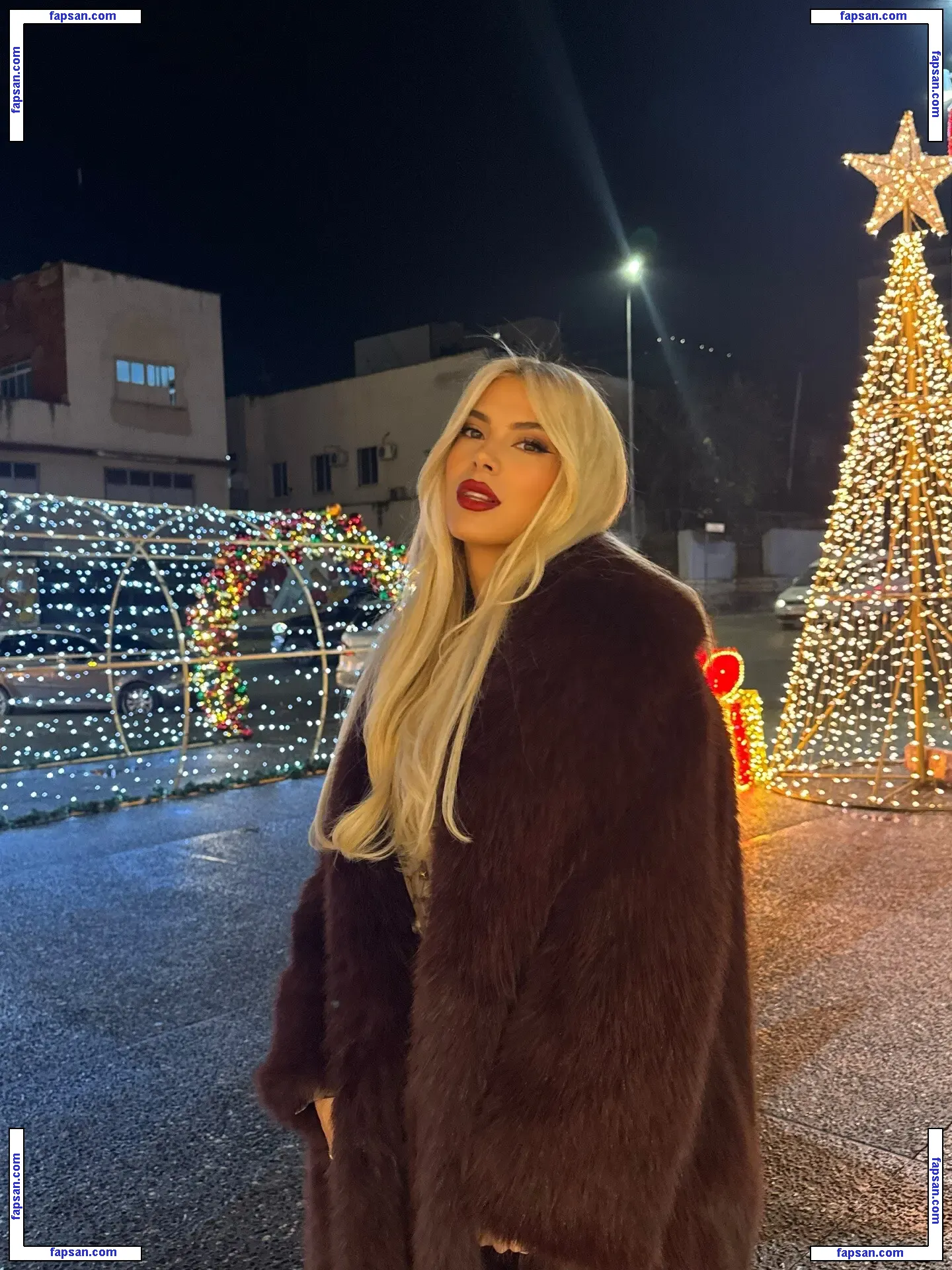 Marina Vjollca голая фото #0001 с Онлифанс