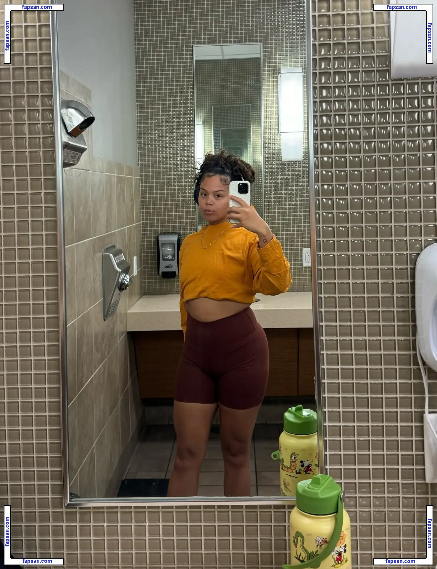 mariposa_rota2 голая фото #0007 с Онлифанс