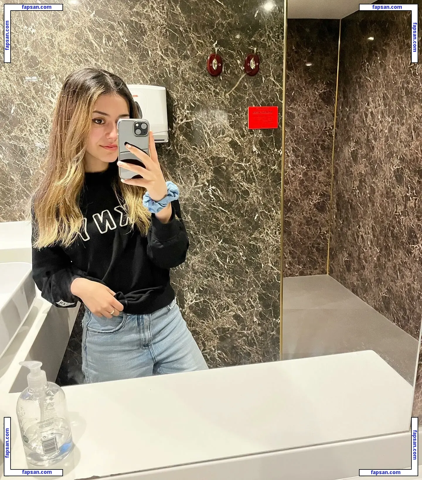 marisagrxxn голая фото #0001 с Онлифанс