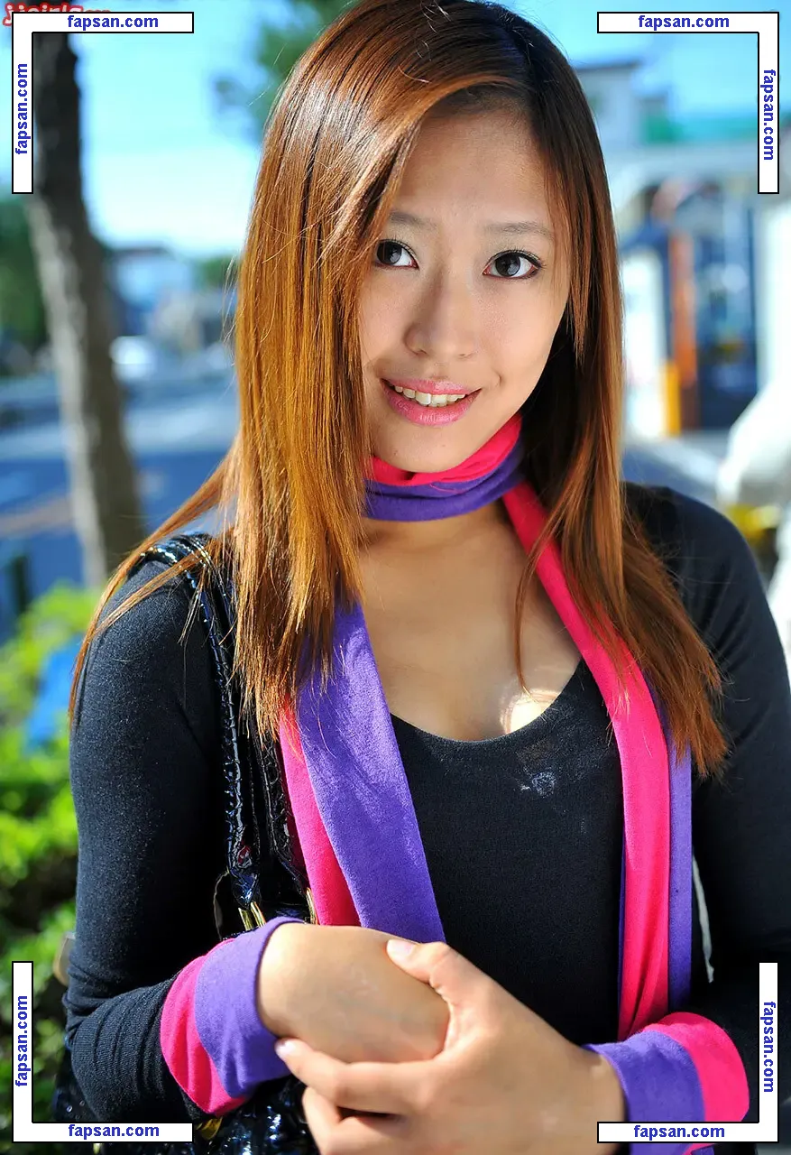 Marisakura голая фото #0009 с Онлифанс