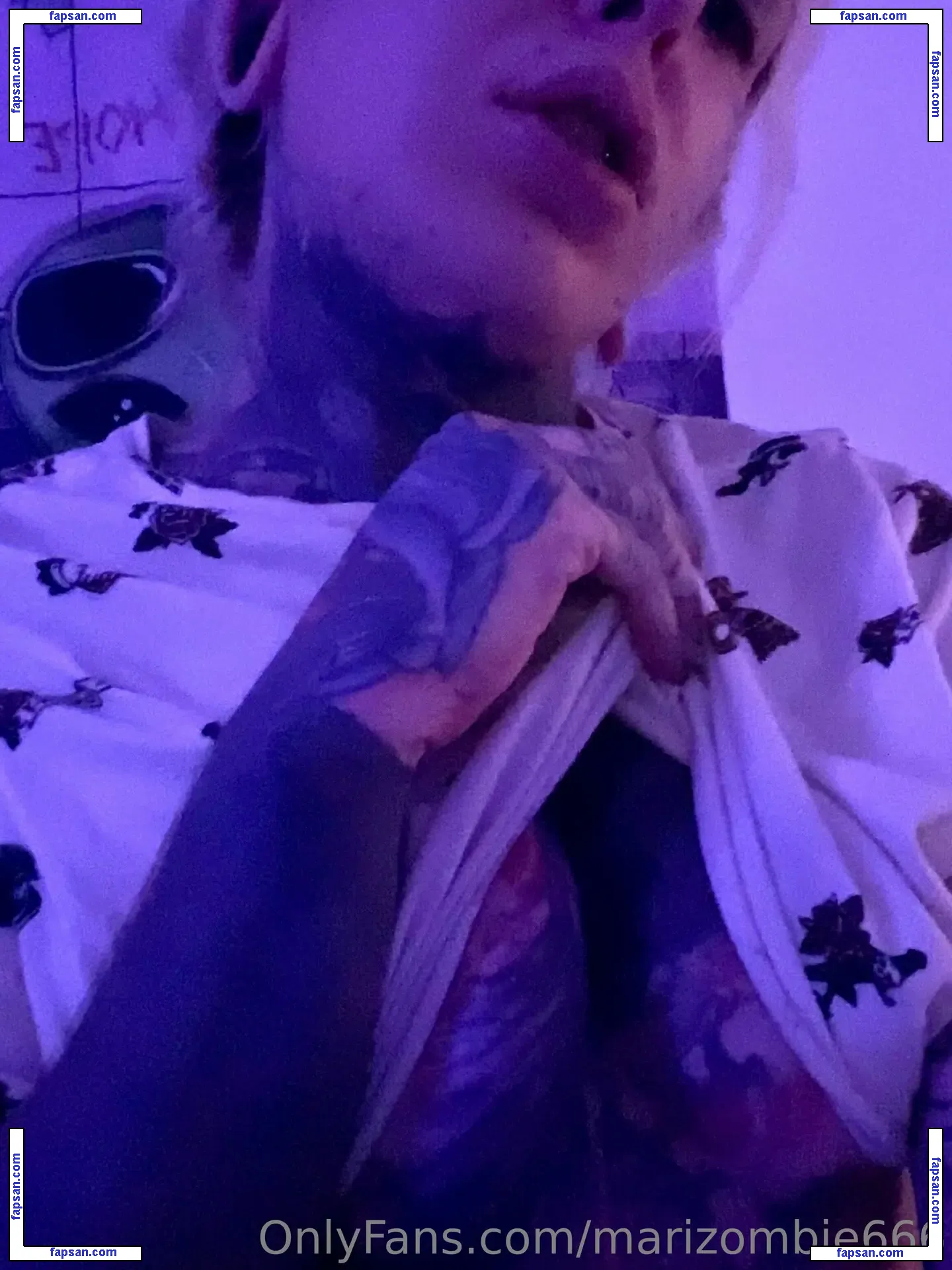 marizombie666 nude photo #0051 from OnlyFans