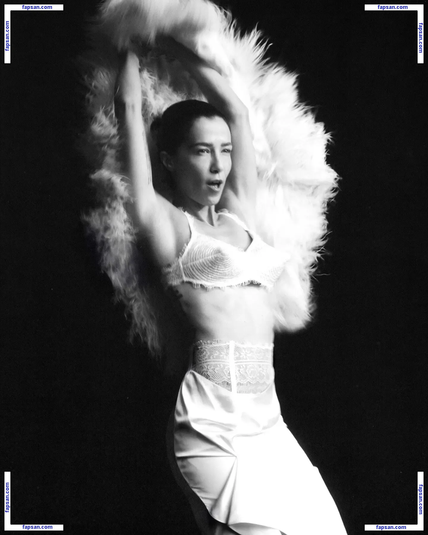 Marjorie Estiano nude photo #0070 from OnlyFans