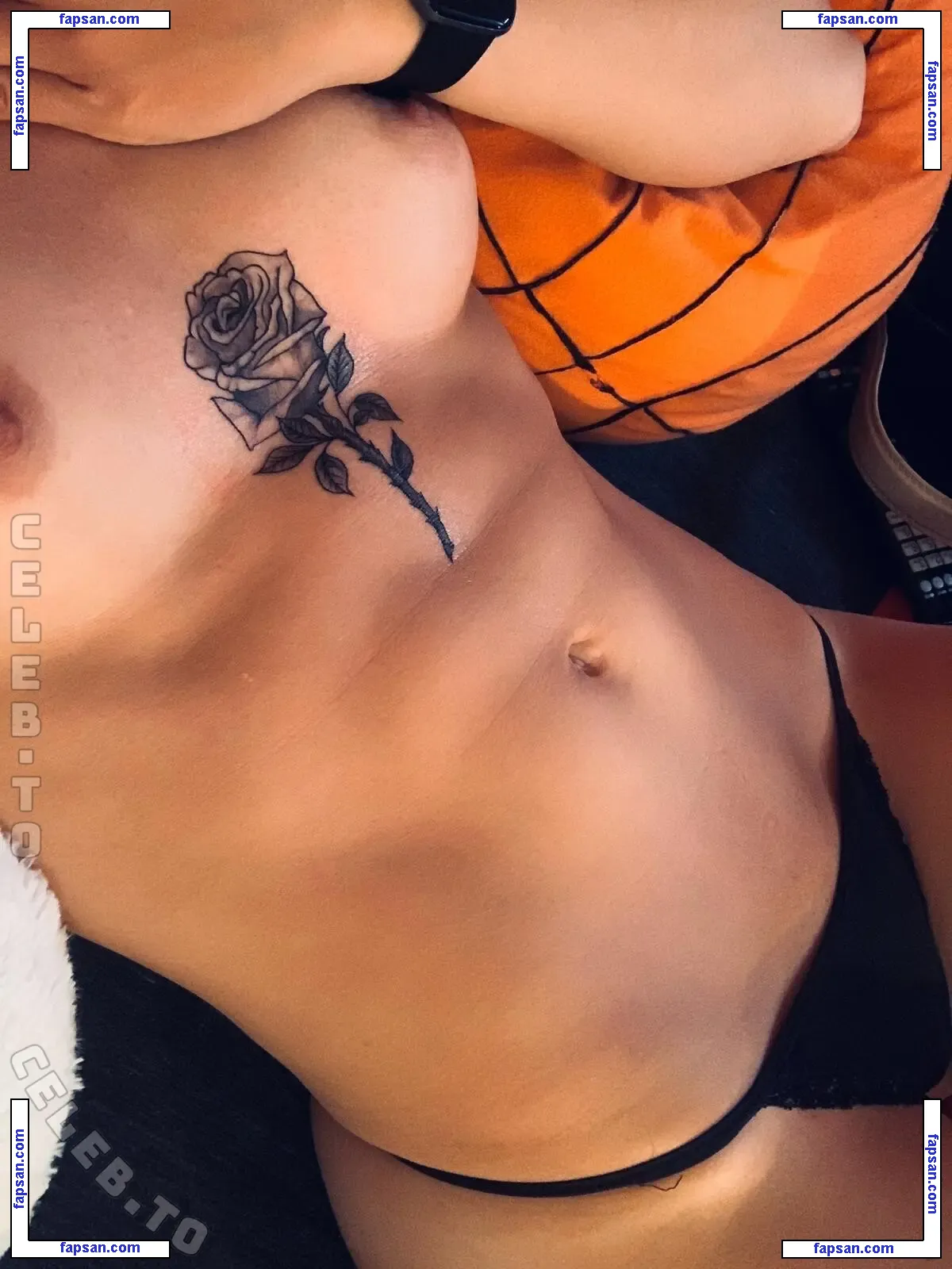 Markt.de nude photo #0002 from OnlyFans