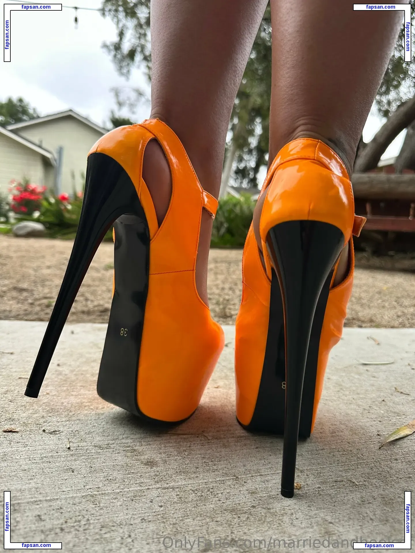 marriedandheelsof nude photo #0078 from OnlyFans