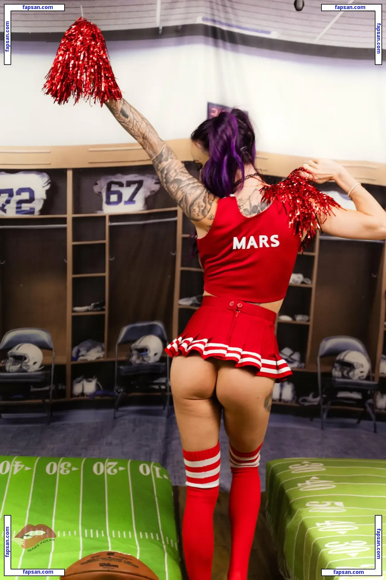 marsfoxxx nude photo #0052 from OnlyFans