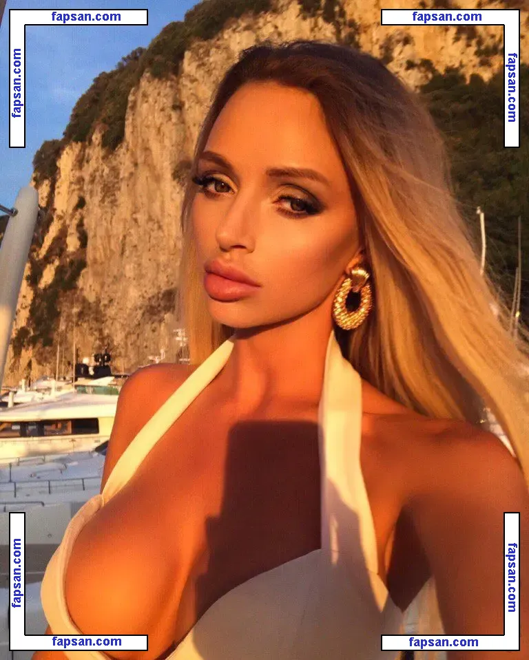 Marta Mayer nude photo #0042 from OnlyFans