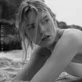 Martha Hunt nude #0662