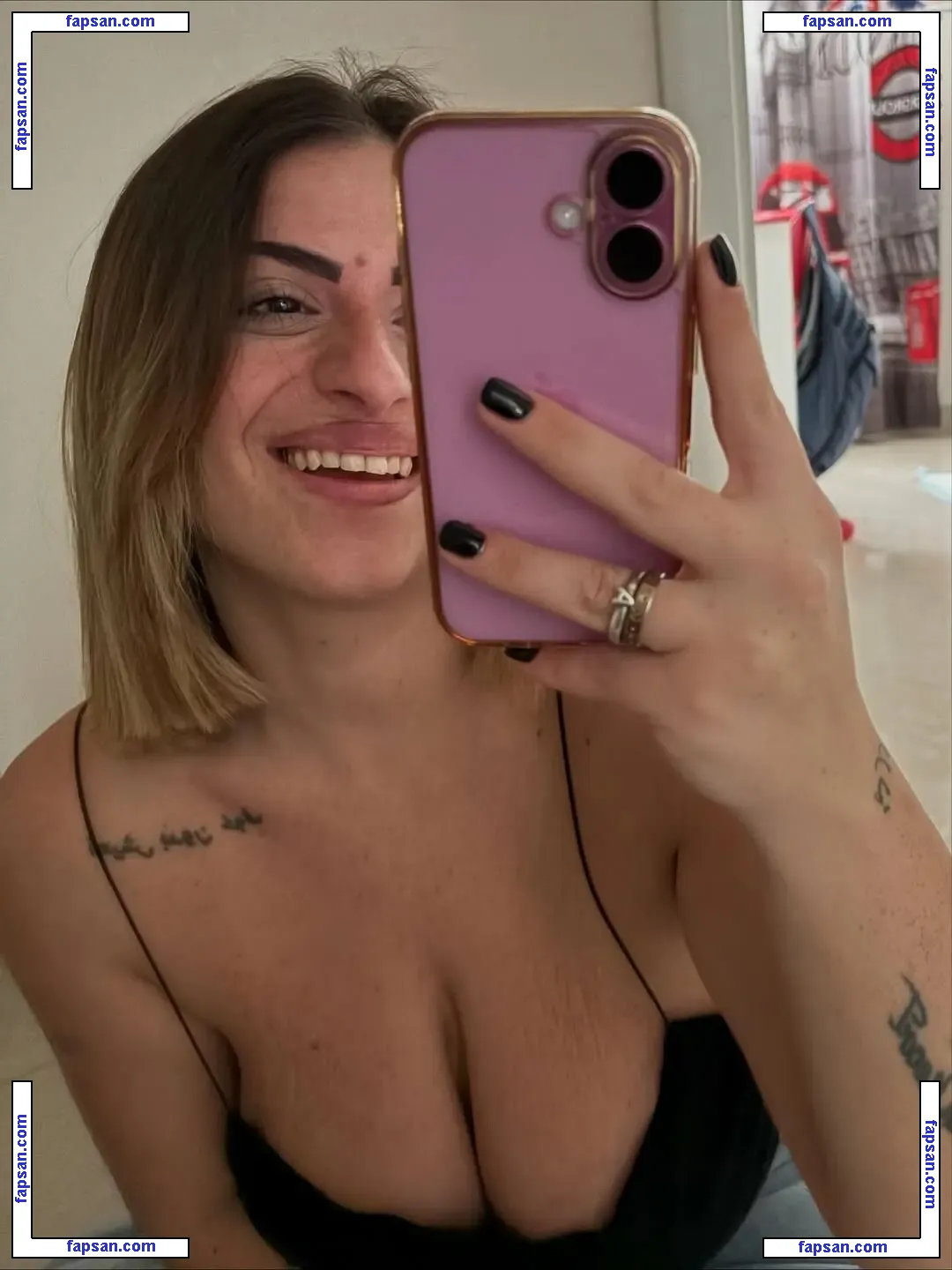 Martina Rolando голая фото #0032 с Онлифанс