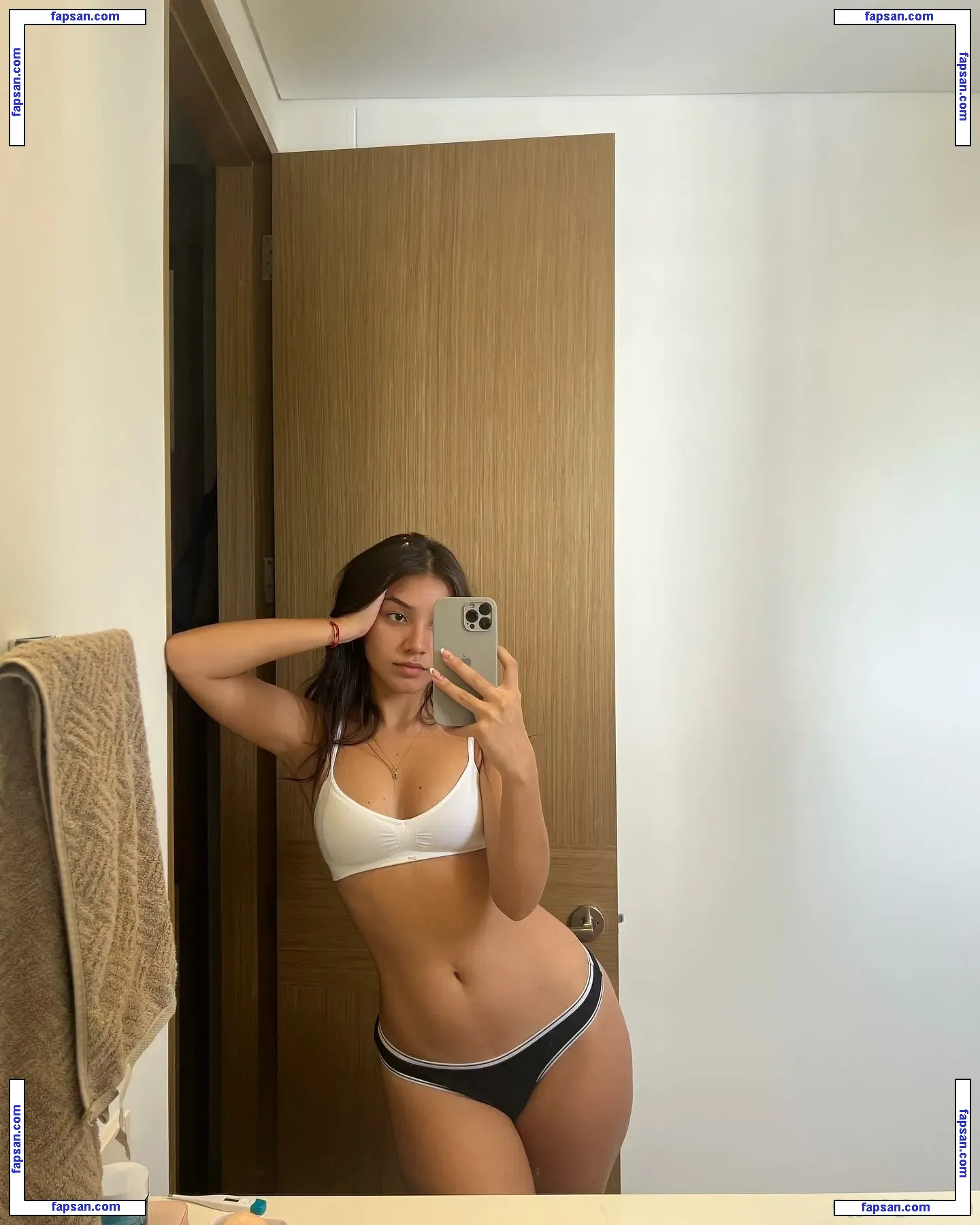 Mary Aguilar nude photo #0006 from OnlyFans