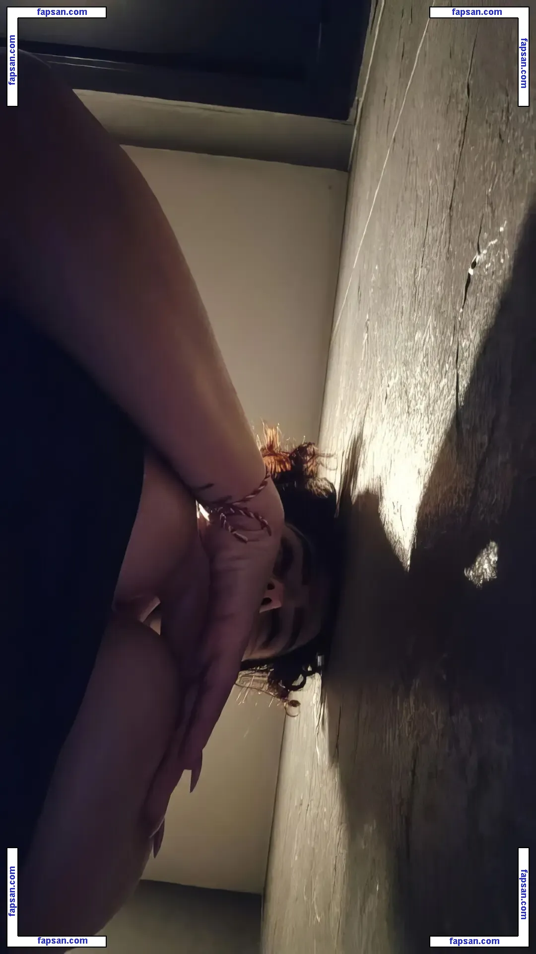 mary.brainqueen nude photo #0012 from OnlyFans