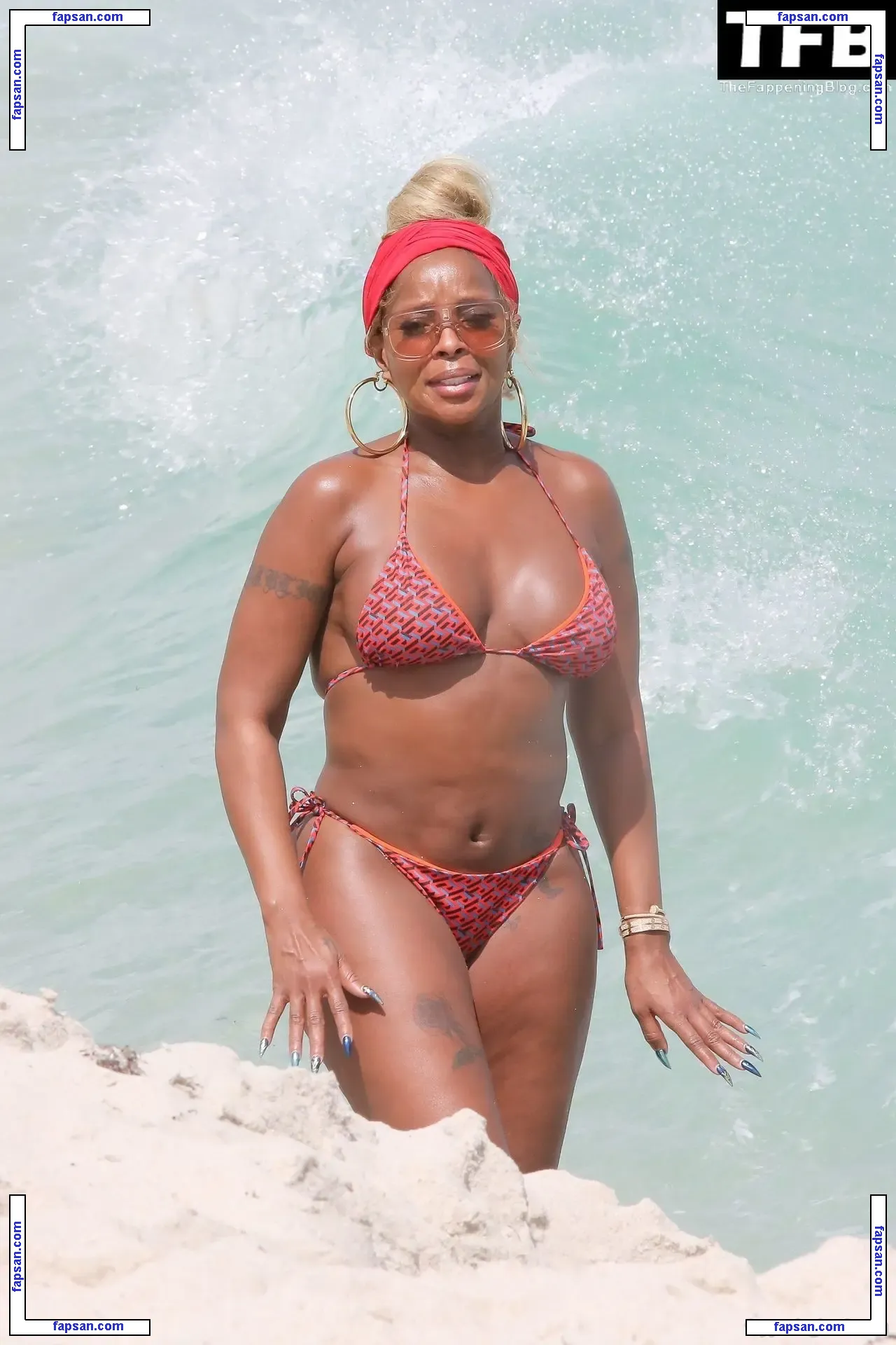 Mary J. Blige nude photo #0473 from OnlyFans