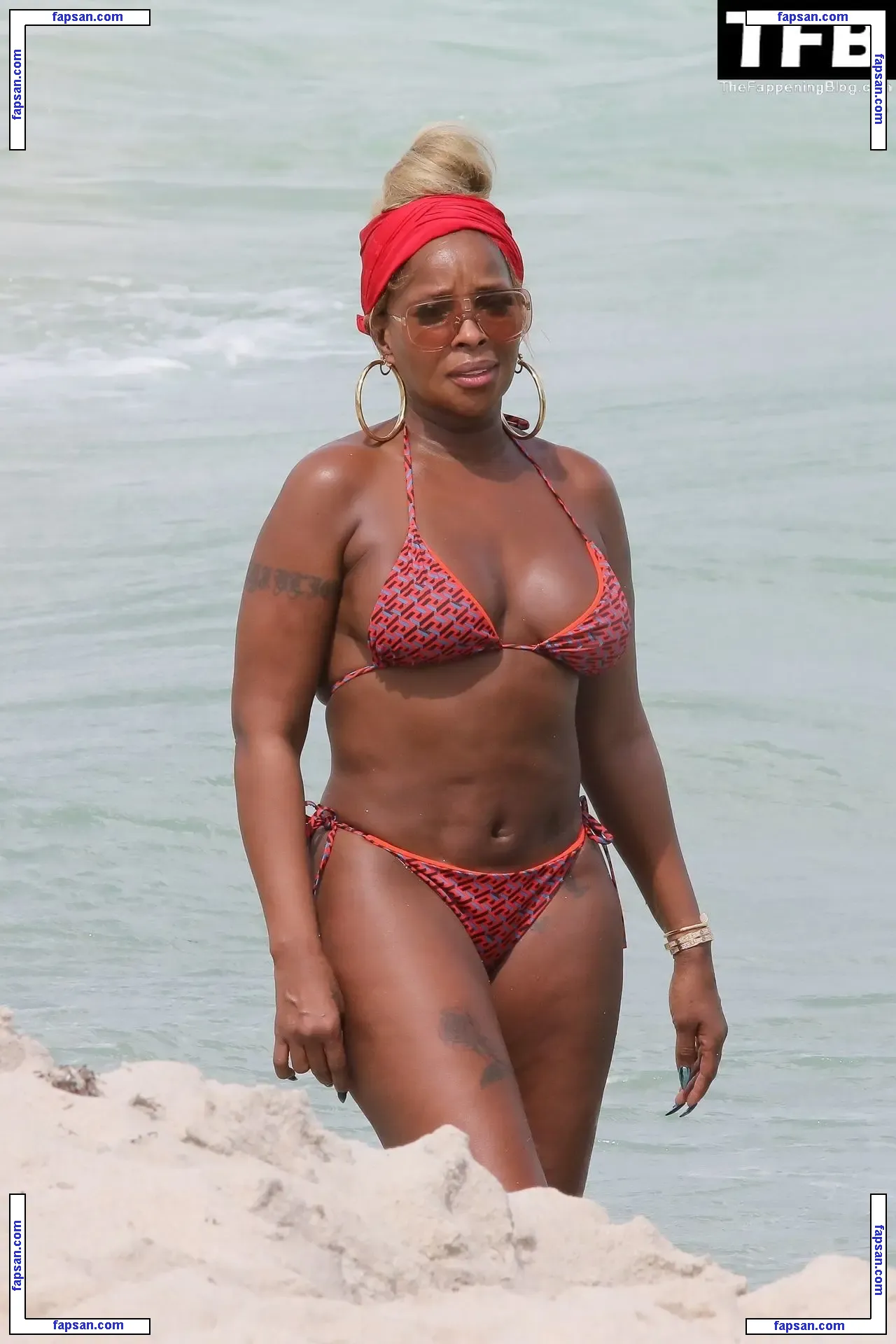 Mary J. Blige nude photo #0480 from OnlyFans